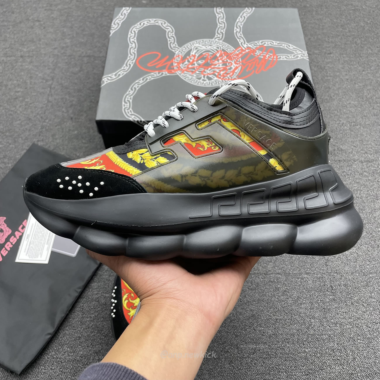 Versace Chain Reaction Sneaker (4) - www.newkick.vip